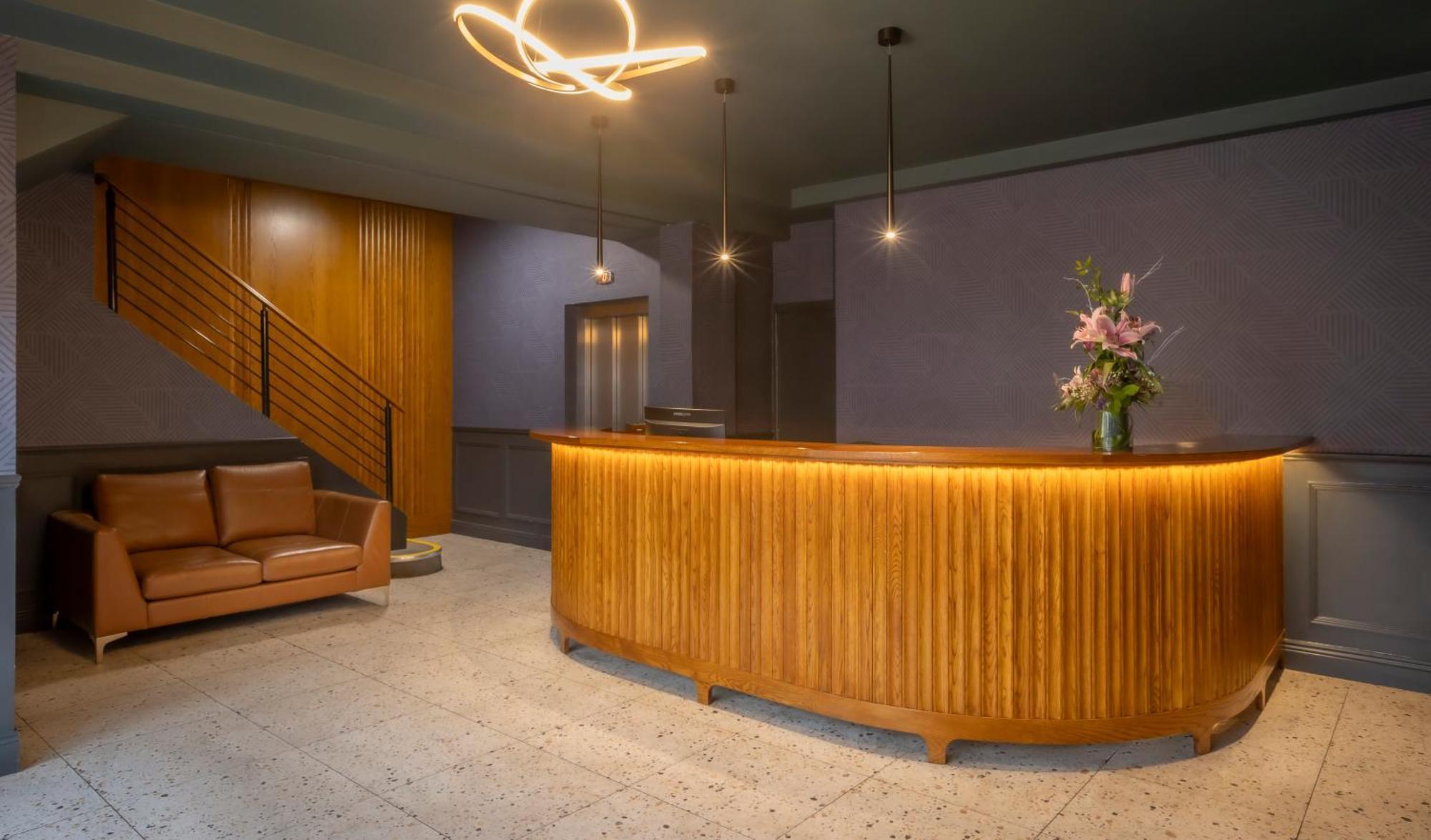 Fitzsimons Hotel Temple Bar Dublin Exterior photo